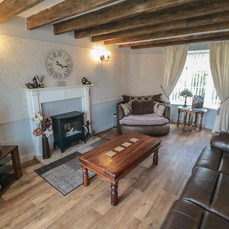 11A High Street Villa Скарбъро Екстериор снимка